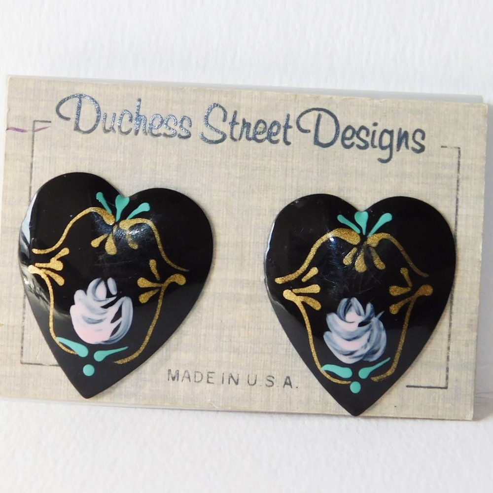 VTG~Hand-Painted Flower Heart Shaped Earrings~USA